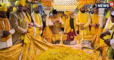 Basant Panchami: 800-Year Tradition of Yellow Offerings at Hazrat Nizamuddin Dargah