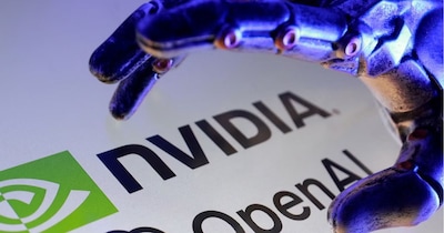 एनवीडिया उन कंपनियों में निवेश कर रही है जो अंततः एनवीडिया के ही चिप्स और उत्पाद खरीदती हैं.