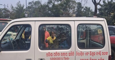 इस घटना की जानकारी सामने आने के बाद सोशल मीडिया पर लोगों ने उषा पाढी की जमकर सराहना की.