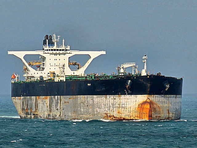 America seized Russian oil tanker, Ukrainian citizens came inside, badly stranded