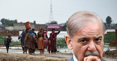 पाकिस्तान में पैसा जा कहां रहा है?