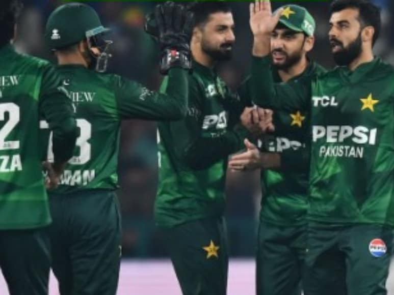 pak vs aus, Pakistan vs Australia, pak vs aus 4th t20, travis head, abrar ahmed, saim ayub, Australia tour of Pakistan, पाकिस्तान बनाम ऑस्ट्रेलिया, पाक बनाम ऑस्ट्रेलिया टी20, अबरार अहमद