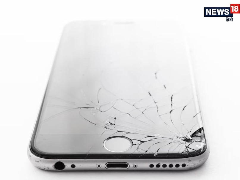 भले ही यह सिर्फ एक उदाहरण हो, लेकिन वास्तविक जीवन में ऐसे कई मामले सामने आ चुके हैं. कई लोगों ने शिकायत की है कि फोन रिपेयर होने के बाद उनके निजी फोटो, वीडियो और अन्य संवेदनशील डेटा ऑनलाइन लीक हो गया या फिर उन्हें ब्लैकमेल किया गया.