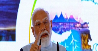 पीएम मोदी: गुजरात भारत का ग्रोथ इंजन, देश में निवेश का सही समय.