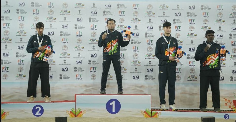 Raja Das, Pencak Silat player Raja Das, who is Raja Das, Raja Das wins gold, khelo india games, Raja Das medal, Raja Das hawker, Raja Das father hawker, राजा दास, राजा दास गोल्ड, कौन हैं राजा दास 