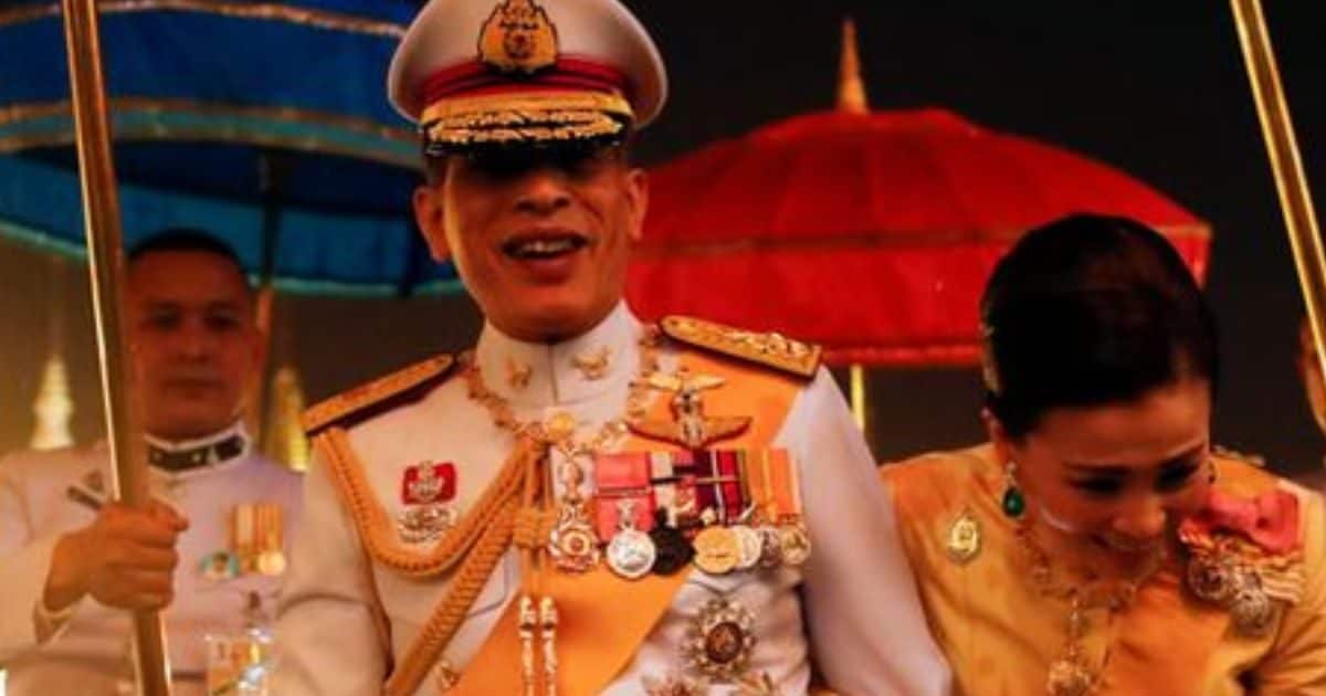 40 हजार प्रॉपर्टी से आता है किराया, 300 कार और 38 प्राइवेट जेट का मालिक है यह शख्‍स, सोने की नाव पर करता है ऐश