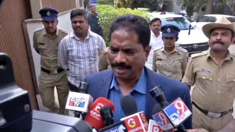 IPS Ramachandra Rao, IPS Ramachandra Rao Video Viral, Ranya Rao Gold Smuggling Case, Who Is Karnataka DGP Dr Ramachandra Rao,Who Is Karnataka DGP,Karnataka DGP Intimate Viral Video, Karnataka DGP with Woman in Office, Karnataka DGP video Goes Viral, Karnataka DGP Ramachandra Rao viral video, Who is Ranya Rao, actress Ranya Rao's father, IPS officer,step-daughter's arrest, all about Karnataka DGP,