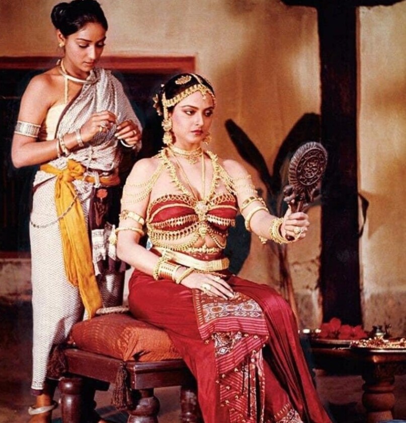 Rekha, jaya Bachchan, Amitabh Bachchan, Shobhaa De on Rekha, Rekha movies, Rekha love story, Rekha struggle, Rekha love life Rekha, jaya Bachchan, Amitabh Bachchan, Shobhaa De on Rekha, Rekha movies, Rekha love story, Rekha struggle, Rekha love life