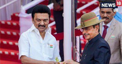 तमिलनाडु के गवर्नर आरएन रवि ने विधानसभा में राष्‍ट्रगान का अपमान करने और अभिभाषण के दौरान माइक को बार-बार बंद करने का गंभीर आरोप लगाया है. (फाइल फोटो/PTI)