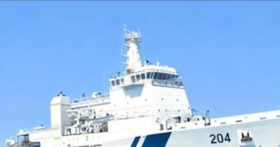 रक्षामंत्री राजनाथ सिंह ने सोमवार को गोवा में भारतीय तटरक्षक बल के लिए पहले प्रदूषण नियंत्रण पोत ‘समुद्र प्रताप’ को औपचारिक रूप से सेवा में शामिल किया.