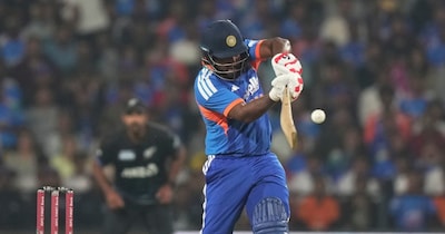 संजू सैमसन ने टी20 इंटरनेशनल मैचों में 1000 रन पूरे कर लिए. 