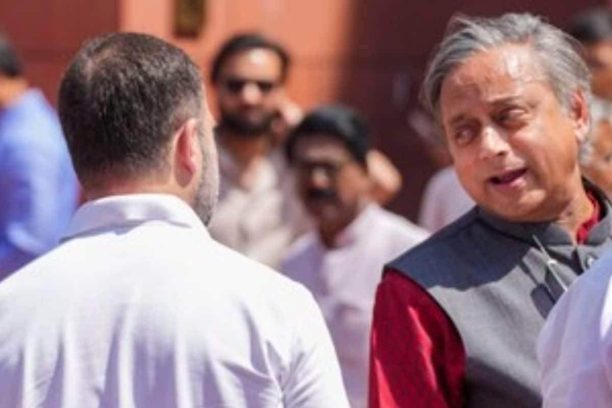 क्या थम जाएगी कांग्रेस में कलह राहुल गांधी के ऑफिस में थरूर की पॉवर मीटिंग आधे घंटे तक बंद कमरे में मंथन