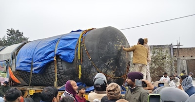 तमिलनाडु से विश्व का सबसे बड़ा शिवलिंग गोपालगंज पहुंचा