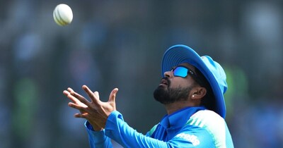 श्रेयस अय्यर ने विराट कोहली की तारीफों पुल बांधे. 