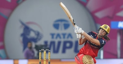 स्मृति मंधाना की 96 रन की शानदार पारी के दम पर आरसीबी ने दिल्ली को 8 विकेट से हराया.