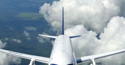 एचएएल ने सुपरजेट-100 बनाने के ल‍िए रूस की कंपनी के साथ बड़ी डील की है.