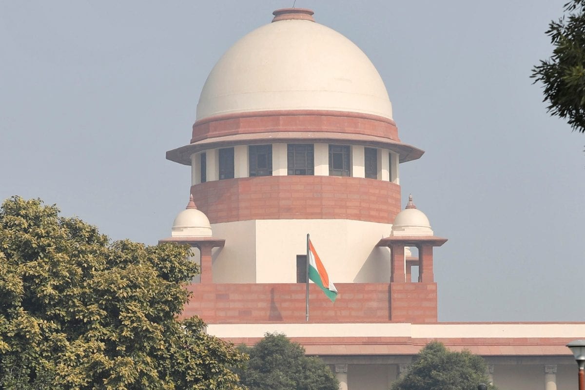 लाल किला आतंकी हमला: दोषी अशफाक की क्यूरेटिव याचिका पर सुप्रीम कोर्ट ने पुलिस को भेजा नोटिस