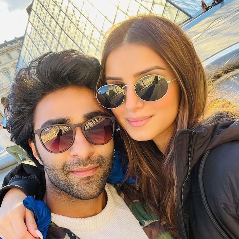 tara sutaria relationships, tara sutaria boyfriends, tara sutaria dating history, who is tara sutaria currently with, tara sutaria, tara sutaria rapper Badshah, tara sutaria Aadar Jain, tara sutaria Ishaan Khatter, tara sutaria Arunoday Singh, tara sutaria Veer Pahariya , तारा सुतारिया , तारा सुतारिया के रिलेशनशिप, तारा सुतारिया के बॉयफ्रेंड