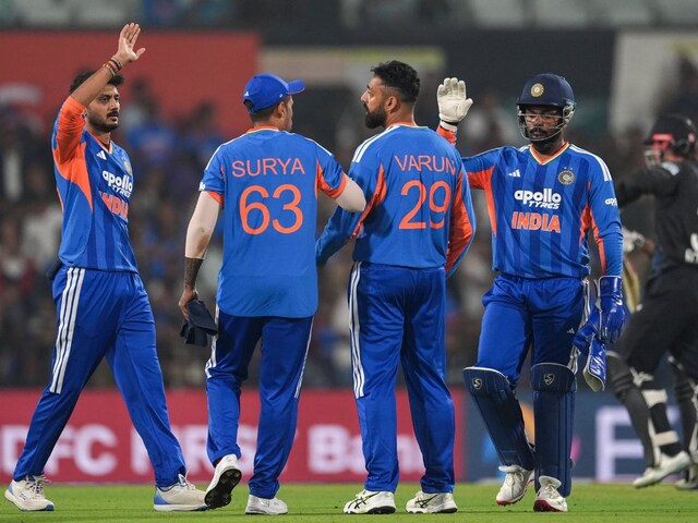 সুনীল গাভাস্কার এই ভারতীয় বোলারের ভক্ত হয়েছিলেন, তাকে বোলিংয়ের জাদুকর বলে ডাকতেন।