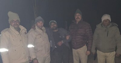 यूपी में बदमाशों से पुलिस की मुठभेड़. 