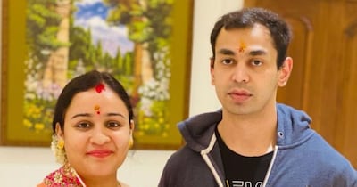 अपर्णा यादव और प्रतीक यादव की तस्वीर. 