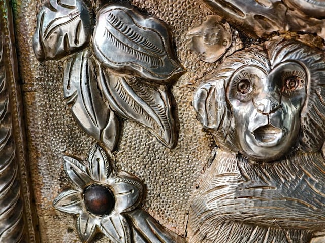 बांके बिहारी मंदिर में चांदी चोरी की अफवाह, प्रबंधन ने बताया सच