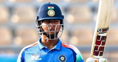 वैभव सूर्यवंशी ने 14 साल की उम्र में बनाया महारिकॉर्ड.