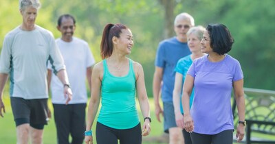 हेल्दी रहने के लिए रोज 9000 से 10000 स्टेप्स चलना चाहिए.