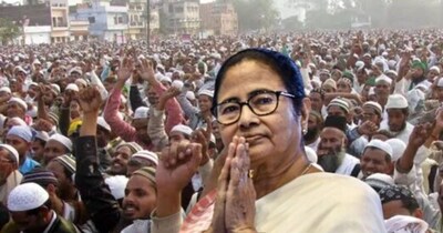 पश्चिम बंगाल में ममता बनर्जी को भी तीसरे प्रयास में सफलता मिली थी.