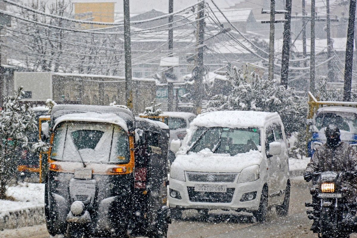 हिमाचल-उत्तराखंड में होती है बर्फबारी फिर दिल्ली-NCR में क्यों नहीं गरती बर्फ क्या कभी गिरी भी