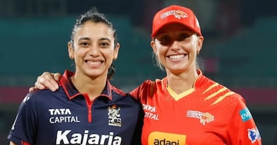 रॉयल चैलेंजर्स बेंगलुरु बनाम गुजरात जायंट्स लाइव मैच अपडेट्स 