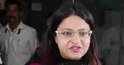 Dismissed IAS Pooja Khedkar's Home Robbed in Pune; Family, Staff Found Unconscious