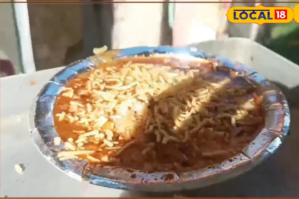 पूर्णिया में दिल्ली की कचौड़ी का लें स्वाद, 12 तरह के मसाले से होता तैयार, 20 रुपये में पेट-मन दोनों खुश