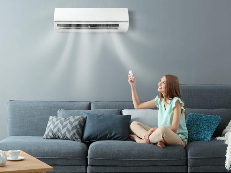 तिसरा फायदा: हंगाम येण्यापूर्वी तुम्ही एअर कंडिशनरवर ऑफ-सीझन डिस्काउंटचा फायदा घेऊ शकता. सिझन येण्यापूर्वी सर्वत्र डिस्काउंट मोठ्या प्रमाणात असतात, त्यामुळे सर्वोत्तम डील निवडून तुम्ही हजारो रुपये वाचवू शकता.