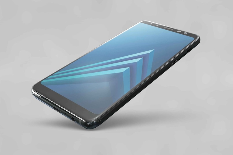 लॉगर बफर साइज कमी करा : तुमहा फोन तुमची प्रत्येक अॅक्टिव्हिटी रेकॉर्ड करतो. हे डिव्लहपरसाठी कामाचं फीचर आहे. पण सामान्य यूझर्ससाठी याचा जास्त वापर होत नाही. अँड्रॉइडमध्ये डिफॉल्टरित्या मोठी बफर साइज मिळते. याचा अर्थ यासाठी तुमच्या फोनमध्ये जास्त मेमोरी कंज्यूम होते आणि सीपीयूलाही जास्त काम करावं लागतं. हे कमी करण्यासाठी लॉगर बफर साइजला 64K किंवा 256K वर सेट करुन घ्या. तुम्ही हे पूर्णपणे बंदही करु शकता.