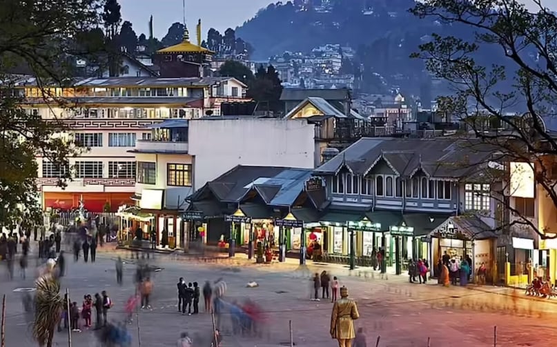 Why Every Hill Station In India Has A Mall Road: Their Fascinating History