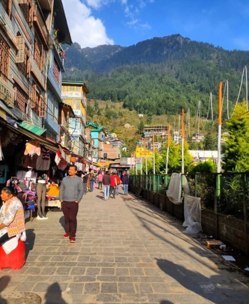 Why Every Hill Station In India Has A Mall Road: Their Fascinating History