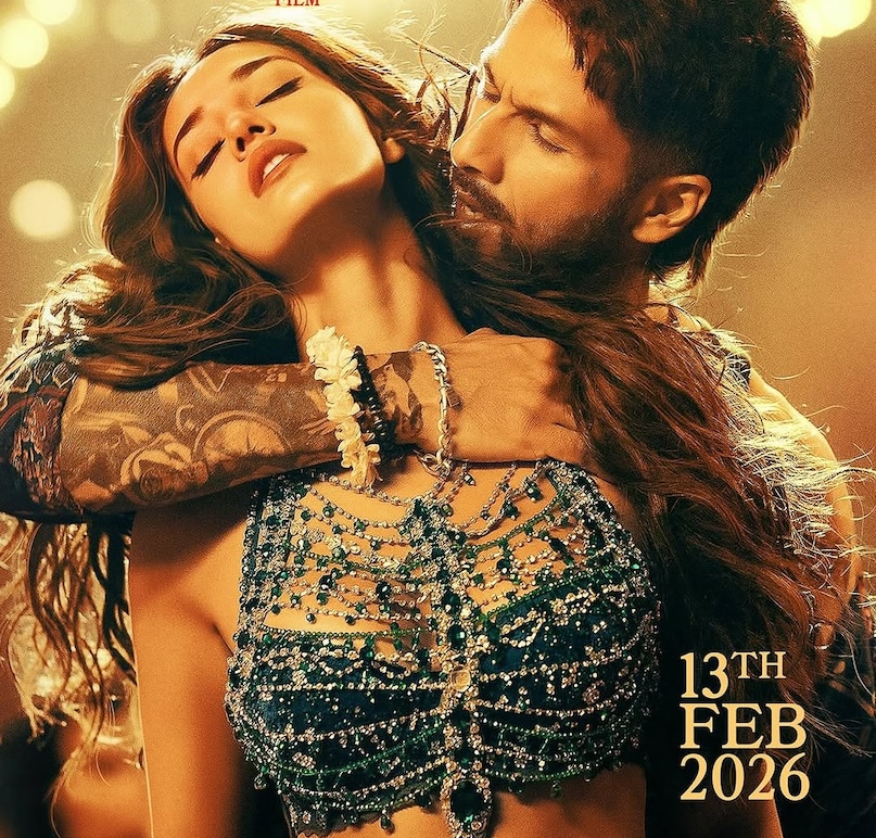 shahid kapoor, vishal bharadwaj, shahid kapoor vishal bharadwaj movies, shahid kapoor vishal bharadwaj films box office collection, kaminey, haider, शाहिद कपूर, विशाल भारद्वाज, कमीने बॉक्स ऑफिस कलेक्शन, हैदर बॉक्स ऑफिस, ओ रोमियो बॉक्स ऑफिस कलेक्शन shahid kapoor, vishal bharadwaj, shahid kapoor vishal bharadwaj movies, shahid kapoor vishal bharadwaj films box office collection, kaminey, haider, शाहिद कपूर, विशाल भारद्वाज, कमीने बॉक्स ऑफिस कलेक्शन, हैदर बॉक्स ऑफिस, ओ रोमियो बॉक्स ऑफिस कलेक्शन