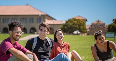 जिसने असली प्रोजेक्ट बनाए हैं, रिसर्च पब्लिश की है, या नए प्रोडक्ट लॉन्च किए हैं, उसे ज्यादा मौके मिल रहे हैं.