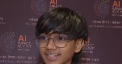 सिर्फ 12 साल की उम्र में उन्होंने अपना पहला रोबोट बना लिया था. 