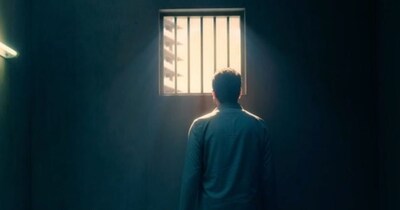 star kid who did not want to become actor did many things out of compulsion today is owner of Rs 280 crores known as junior b aka Abhishek bachchan