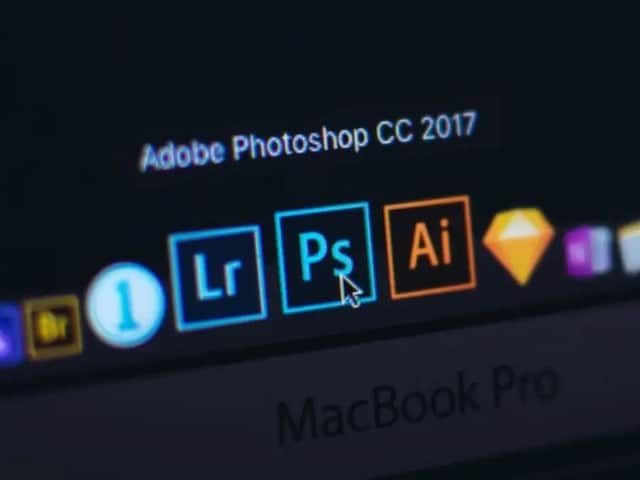 Adobe-এর AI টুলের উপহার, 15,000 স্কুল এবং 500 কলেজে বিনামূল্যের পরিকল্পনা শুরু হবে