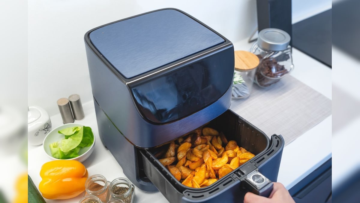 एयर फ्रायर खरीद तो लिया, लेकिन क्या और कैसे बनाएं समझ नहीं आ रहा, तो यहां सीखें स्नैक्स बनाने का तरीका