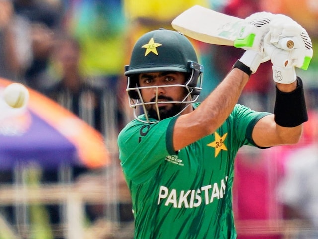 ভারতের বিপক্ষে টি-টোয়েন্টিতে বাবর আজমের রেকর্ড কী?