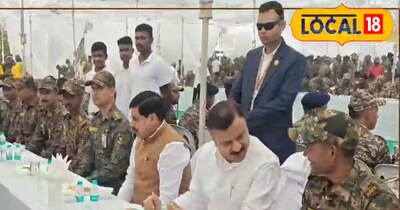 नक्सलियों के खिलाफ खतरनाक ऑपरेशन: CM ने 60 जवानों को दिया आउट ऑफ टर्म प्रमोशन.