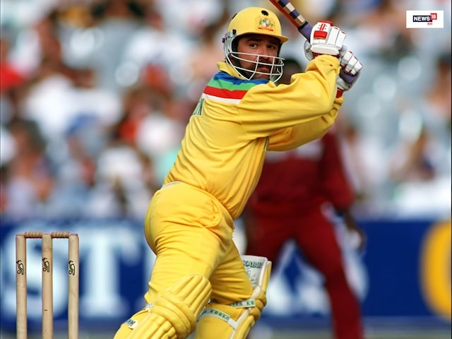 ওয়ানডে ক্রিকেটে মন্থরতম সেঞ্চুরি? ব্যাটিং দেখে স্টেডিয়ামে ঘুমিয়ে পড়েন ভক্তরা