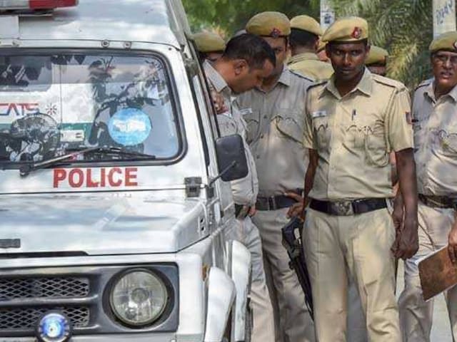 मायके आई थी महिला, घर में था खुशी का माहौल, तभी मौसी ने भांजे संग कर दिया कांड