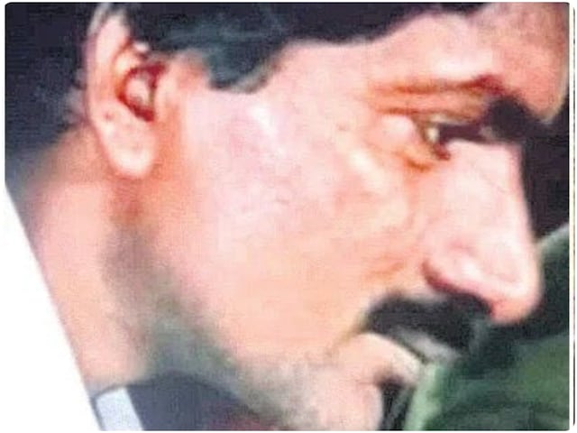 हिडमा के बाद अब देवजी का गेमओवर, आदिलाबाद के जंगलों में 17 नक्सलियों का सरेंडर