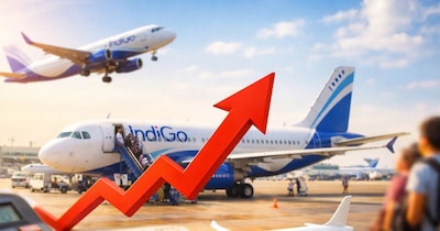 घरेलू हवाई सफर करने वालों को ज्यादा किराया चुकाना पड़ सकता है. (Image:AI) 