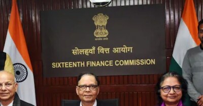 फाइनेंस कमीशन ने राज्यों के कर्ज लेने की सीमा तय करने का प्रस्ताव रखा है.(Image:News18) 